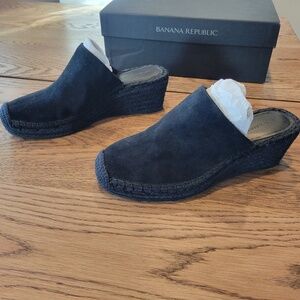Banana Republic Espadrille Wedge Mule